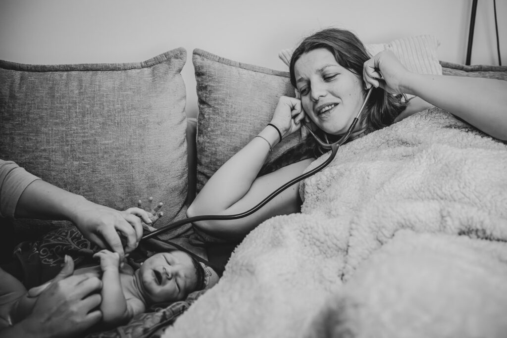 Geburtsfotografie Saarland – emotionale Momente nach der Hausgeburt